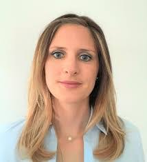 Anne Maier's Instagram, Twitter & Facebook