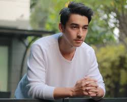 So mak dia tu ada kacuk genghiz khan kublai khan macam tu? Adik Isa Khan Bercerai Selepas 11 Bulan Berkahwin Secara Rahsia Dengan Instafamous Indonesia Bintang Global Mstar