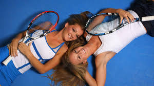 Exclusive bags designed by the world tennis player urszula radwańska have a unique innovative solution in storage. Sturzbetrunken Und Fast Nackt Urszula Radwanska Trinkt Einen Uber Den Durst Eurosport