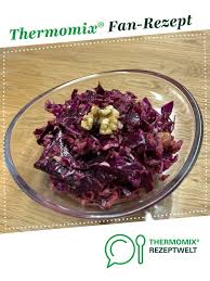 Rotkohlsalat Mit Apfel Und Walnussen Rezept Rotkohlsalat Leckere Salate Rotkohlsalat Thermomix