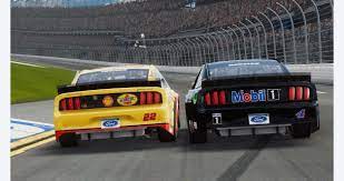 A first impression kinda sorta review of nascar heat 3 for the xbox one. Nascar Heat 5 Gold Edition Xbox One Gamestop