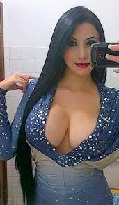 Queens98 - Big Deep Cleavage ... | Facebook