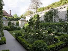 South Yarra Paul Bangay Garden Design Landscape Design Garden Landscape Design Classic Garden Design