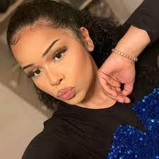 Sofia Roberts's Instagram, Twitter & Facebook