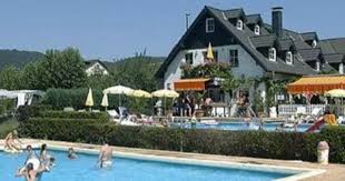 Family Camping In Mesenich Duitsland Acsi Familiecamping Camping Kampeerplaatsen