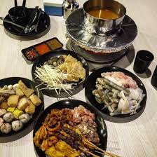 With so many seafood buffets springing up on the market recently, it's hard to know what the best ones are. 11 Best Steamboat Places In Klang Valley For Gatherings And Family Reunions