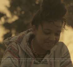 After a hurricane, john b, jj, pope and kiara plunge headlong into danger and adventure when they find a mysterious sunken wreck. Wornontv Kiara S Striped Hoodie On Outer Banks Madison Bailey Clothes And Wardrobe From Tv