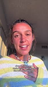 Amber Willhite's Instagram, Twitter & Facebook