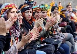 Image result for سفره  عید نوروز در لرستان