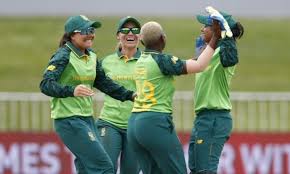 Zozibini tunzi took instagram to celebrate women's day in a unique way as she celebrates 2nd year of being crowded miss sa. South Africa Score Narrow Odi Win Over Pakistan Women Newspaper Dawn Com