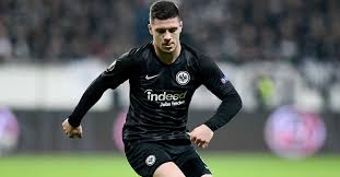 Jul 28, 2021 · die sportgemeinde eintracht frankfurt (kurz sge) ist ein in frankfurt am main ansässiger sportverein mit insgesamt 18 verschiedenen vereinsabteilungen zu denen u. Eintracht Frankfurt Trikot Von Luka Jovic Aus Der Europa League