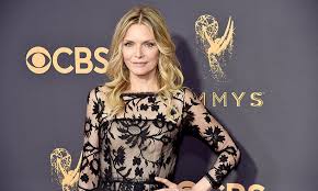 Michelle pfeiffer has wowed movie goers for nearly four decades. Michelle Pfeiffer Is Age Defying At 2017 Emmy Awards Hello