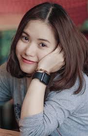 Thùy chi bắt đầu được chú ý tới qua bài hát giấc mơ. Tiá»ƒu Sá»­ Ca SÄ© Thuy Chi NgÆ°á»i Ná»•i Tiáº¿ng