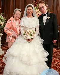 Amy is from glendale , california. Pin On Tbbt