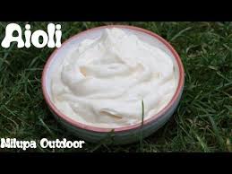 Aioli Selber Machen In Nur 2 Minuten Schnell Und Einfach Rezept Super Leckere Grillbeilage Youtube Lebensmittel Essen Aioli Grillbeilagen
