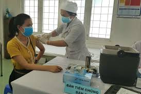 Phản ứng sốt hay không sốt sau tiêm vắc. Ná»— Lá»±c Ä'áº£m Báº£o An Toan Tiem Váº¯c Xin Phong Covid 19