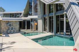 Ranking wilt's most memorable achievements. Wilt Chamberlain S Revamped Bel Air Bachelor Pad On Sale For 19m Realtor Com