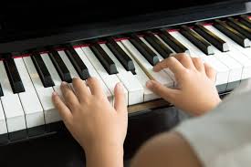 So, if you find the piano lessons content helpful, and if your budget allows, it may be worth subscribing to the these guides and the app's other tutorials step you through the music theory, as well. Best 15 Apps For Learning Piano For Android Or Ios