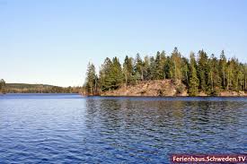 Die in einer top lage ist und in max. Ferienhaus Schweden Privat Am See Mit Boot Mieten Deutsche Vermieter Ruhige Lage Am Wald In Schweden Nahe Goteborg Rotes Ferienhaus Am See Mit Internet Wlan Sauna Kamin Direkt Gunstig Mieten Von Privat Sudschweden