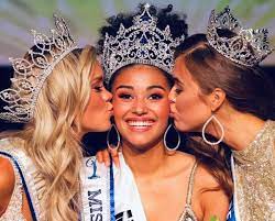 Miss Universe Iceland 2019 Is Birta Abiba Thorhallsdottir Missuniverse Missuniverse2019 Iceland Miss Universe Crown Pageant Miss Usa
