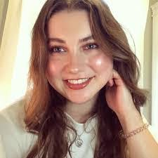 Maleta Bratcher's Instagram, Twitter & Facebook