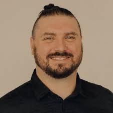 Jeff Hellman's Instagram, Twitter & Facebook