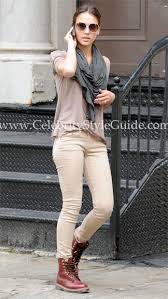 This is because you can effortlessly wear them for any however, most girls are confused about what shoes to wear with skinny jeans. Jessica Alba Wearing Jet By John Eshaya Studded Camel Skinny Jean Dr Martens 1460 Cherry Boots Celebrity Style Guide