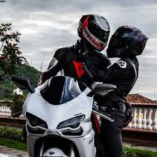 Fantomview augmented reality (ar) for automotive and powersports. Daily Luxury Post Hit That Double Tap Yayor Nay Motorcycle Couple Bike Couple Biker Couple