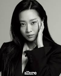 ALLURE KOREA 2025.6 @allurekorea _ Photographer. Jooyoung Ahn @ahnjooyoung_  Model. Boah Cho @xxadoraa _ #ARTHUBTEO #agencyteo #TEO #photographer  #allure #allurekorea #magazine #fashion #beauty #jewelry #hair #makeup #조보아