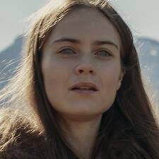 Often it feels like being battered half to death with a copy of cherie priest's boneshaker. Mortal Engines Krieg Der Stadte Besetzung Schauspieler Crew Moviepilot De