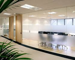 Single Glazed Frameless Glass Partitions Walls Avanti Systems Usa Glass Wall Office Glass Office Partitions Corporate Office Design