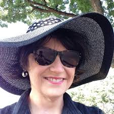 Georgette Braun: May in Rockford brims with women in their fancy hats