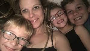 Candi Frost's Instagram, Twitter & Facebook