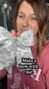 4 Loop Bow with Ribbon No Tail