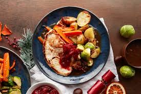 But this is one holiday that is celebrated across the globe, and a typical christmas dinner looks very different in other countries. Christmas Dinner Delivery 18 Of The Best Recipe Boxes For 2021
