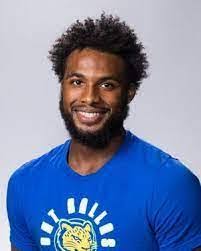 Sergio Mcclain's Instagram, Twitter & Facebook