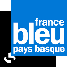 País vasco), soit le pays de la langue basque (l' euskara), est un territoire de traditions (anciennes, renouvelées, ou nouvelles), de cultures et d'histoire basque, terre traditionnelle du peuple autochtone des basques 1 dont la langue basque est actuellement parlée par 28,4 % de la population et comprise par 44,8 % 2, 3. France Bleu Pays Basque Live Per Webradio Horen