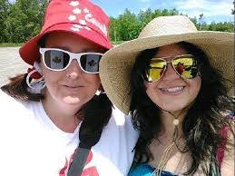 Vanessa Mccormick's Instagram, Twitter & Facebook