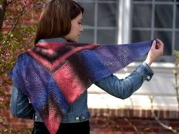 See more ideas about knit crochet, knitted shawls, knitting patterns. Have Fun With This Modular Knit Shawlette Pattern Knitting