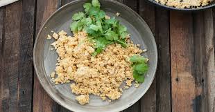 Un primo piatto colorato, fresco e leggero che si presta davvero in maniera perfetta ad essere. Cous Cous Calorie Valori Nutrizionali Ricetta Greenstyle