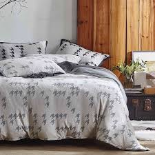 Most guys won't be completely happy with a room that features soft pink tones. Gray And White Houndstooth Masculine Simply Full Queen Size Bedding Sets Enjoybedding Com