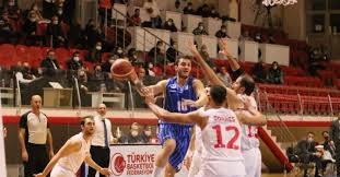 Bir an önce nba'e gitmek istiyorum. Turkiye Basketbol Ligi Samsunspor 74 Kocaeli Buyuksehir Belediyesi Kagitspor 71