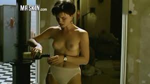 Naked At Comic Con at DrTuber