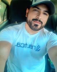 Max Castillo (@maxcastillox) • Instagram photos and videos