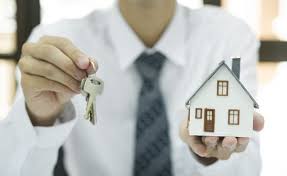 Are There Any Benefits Of Being A Real Estate Agent In Dubai, UAE? -  Skyloov Property Portal - Medium