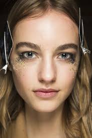 Burberry Fall 2016 Ready To Wear Fashion Show Beauty Catwalk Makeup Fashion Makeup Runway Beauty