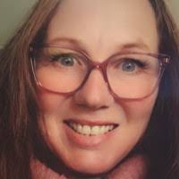 Sally Seitz's Instagram, Twitter & Facebook