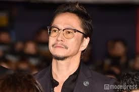 画像23 32 high low 岩田剛典 話題の 拘束シーン 生コンクリートの正体明かす ご安心を ブランキージェットシティ 岩田 剛 典 ミュージシャン