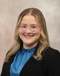 Leading up to graduation we want to highlight our amazing graduates! 🎉  Next up from our graduating class is Dr. Stacy Stephen ⭐️Future Plans:  Outpatient practice, Fort Myers ⭐️Fondest/favorite residency memory:  Spending