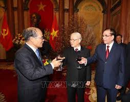 Thứ năm là vụ án vi phạm quy định về đầu tư công trình xây dựng gây hậu quả nghiêm trọng xảy ra tại công ty cổ phần hóa dầu và nhiên liệu sinh học dầu khí (pvb) trong dự án xây dựng nhà máy ethanol phú thọ. Tá»•ng Bi ThÆ° Chá»§ Tá»‹ch NÆ°á»›c Nguyá»…n Phu Trá»ng Chuc Táº¿t Lanh Ä'áº¡o Nguyen Lanh Ä'áº¡o Ä'áº£ng Va Nha NÆ°á»›c áº£nh Thá»i Sá»± Trong NÆ°á»›c Ná»™i Chinh Ngoáº¡i Giao